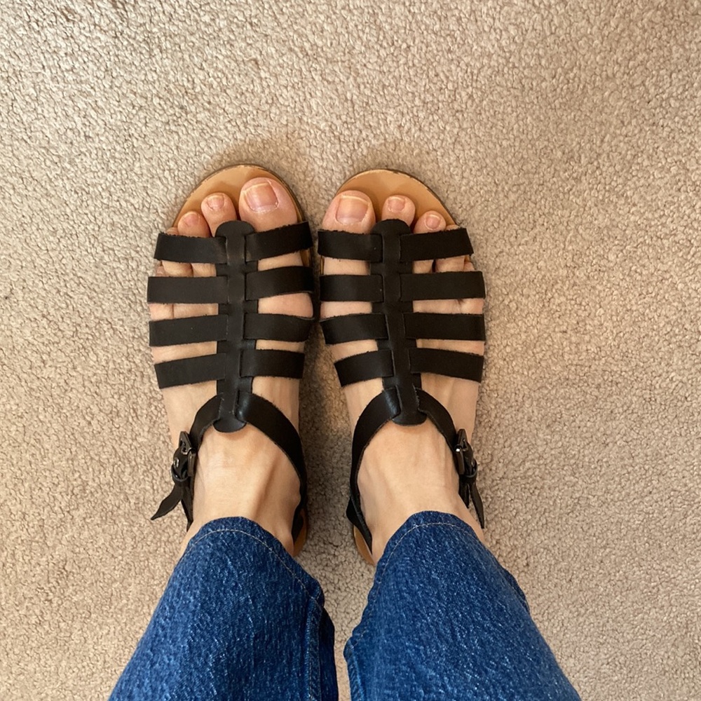 Marais USA black leather fisherman sandals
